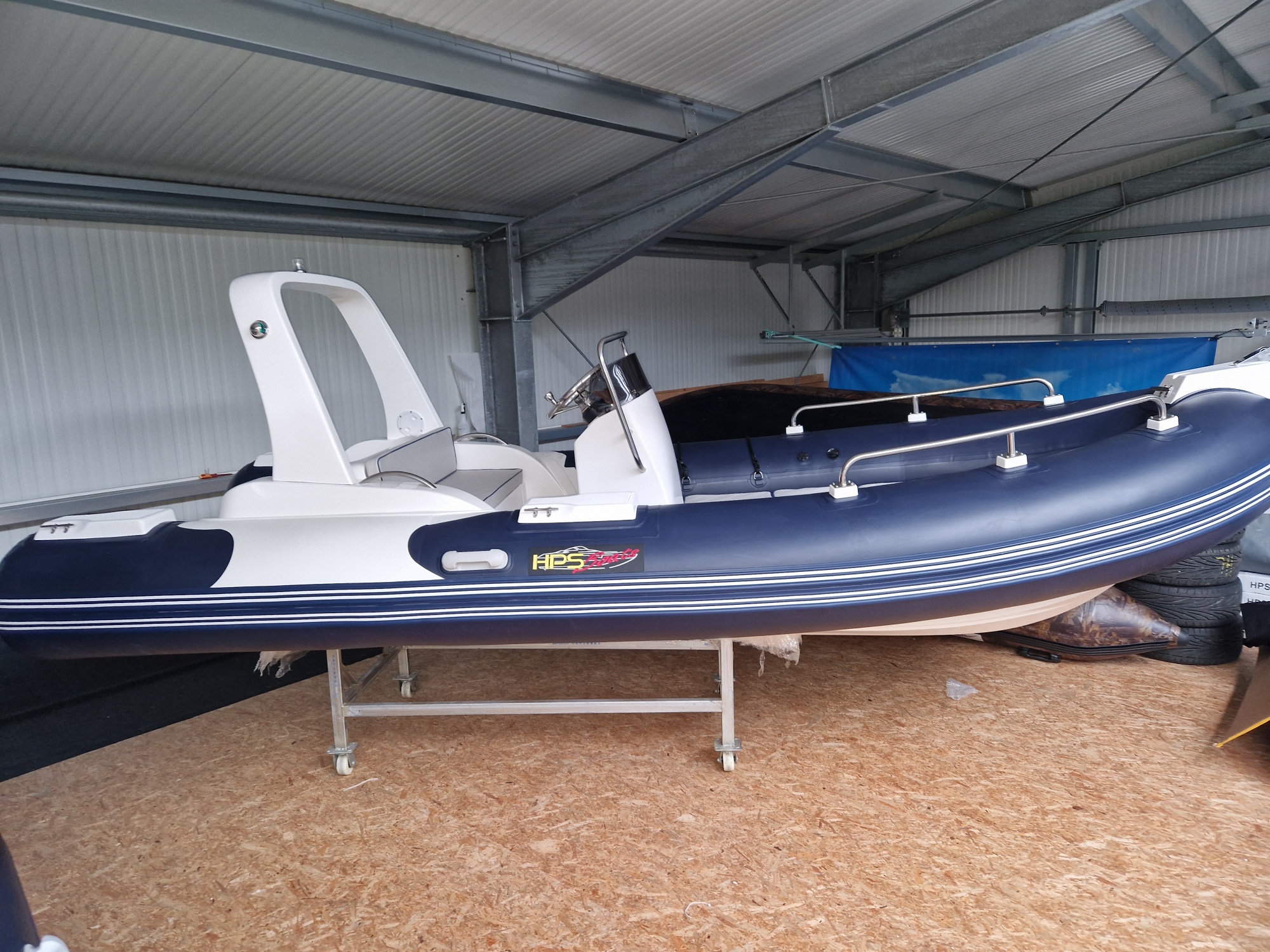 Schlauchboot RIB 520 Dunkelblau / Weiß
