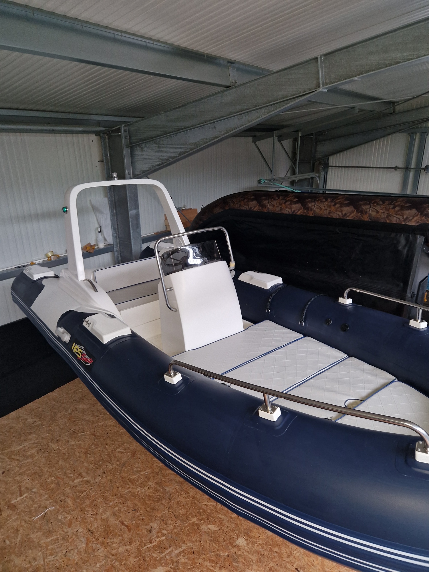 Schlauchboot RIB 520 Dunkelblau / Weiß