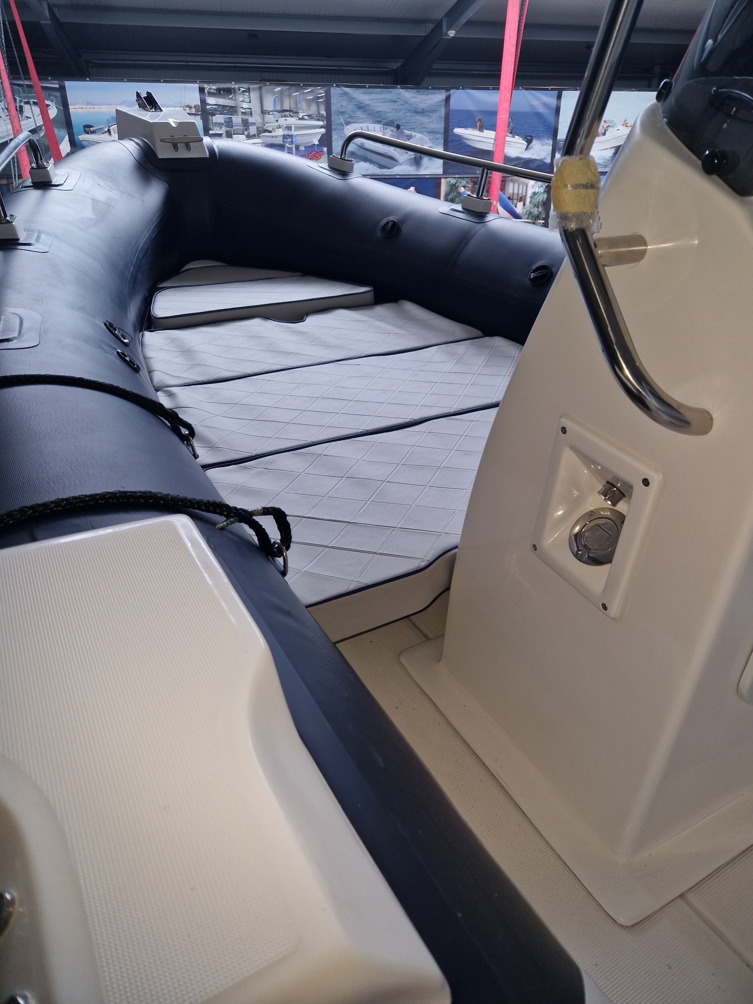 Schlauchboot RIB 520 Dunkelblau / Weiß