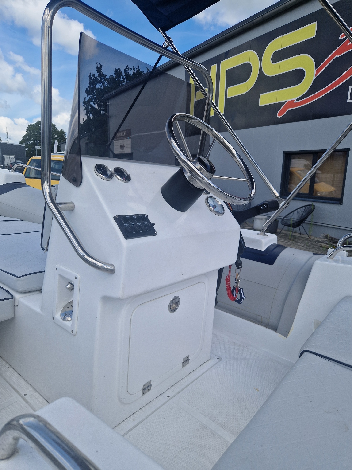 Rib Schlauchboot 5,40m x 2,23m mit 115PS Tohatsu mit Trailer 750 KG alles wie Neu!!