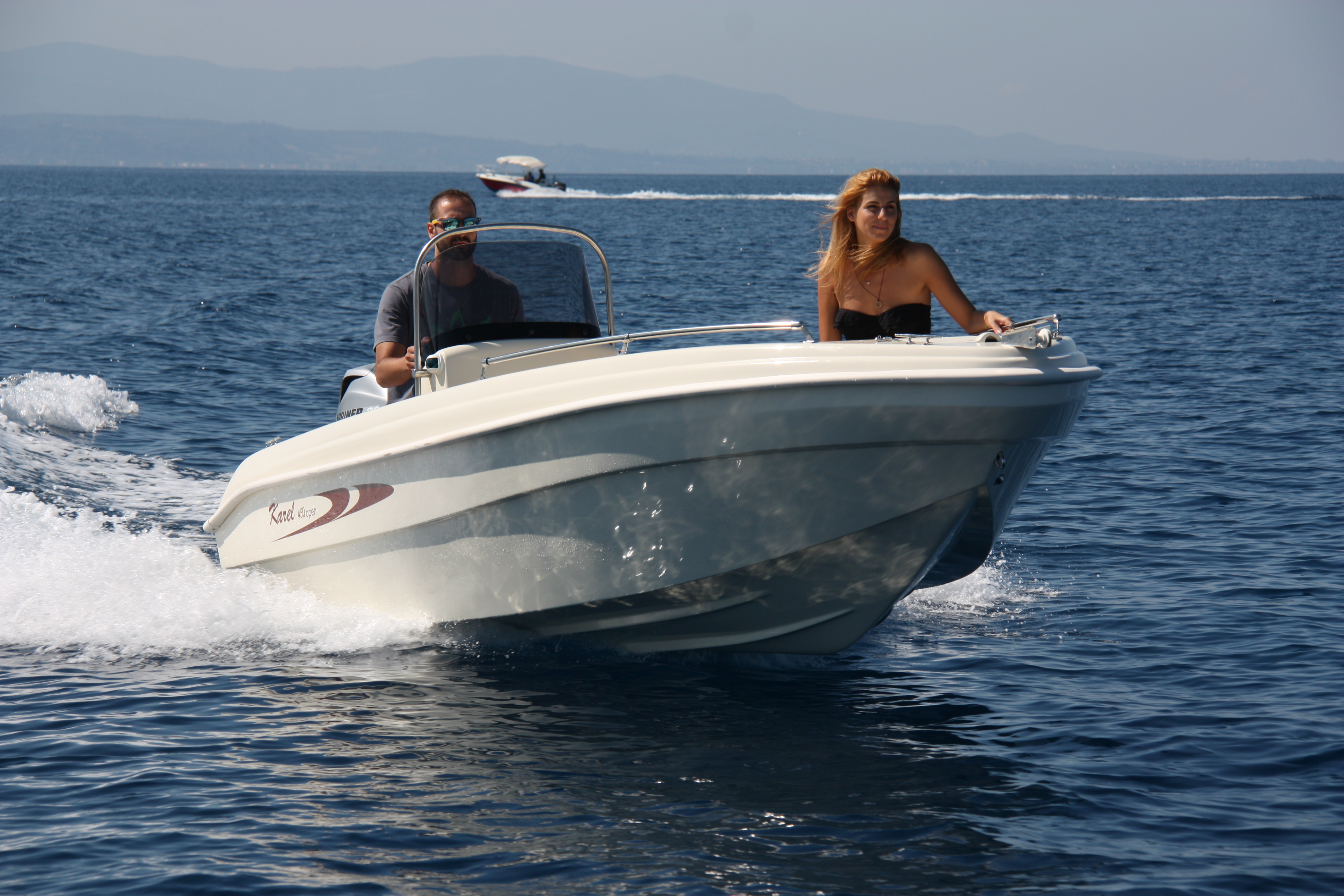 Konsolenboot 450 Open 4,50m x 1,90 von Karel Neu