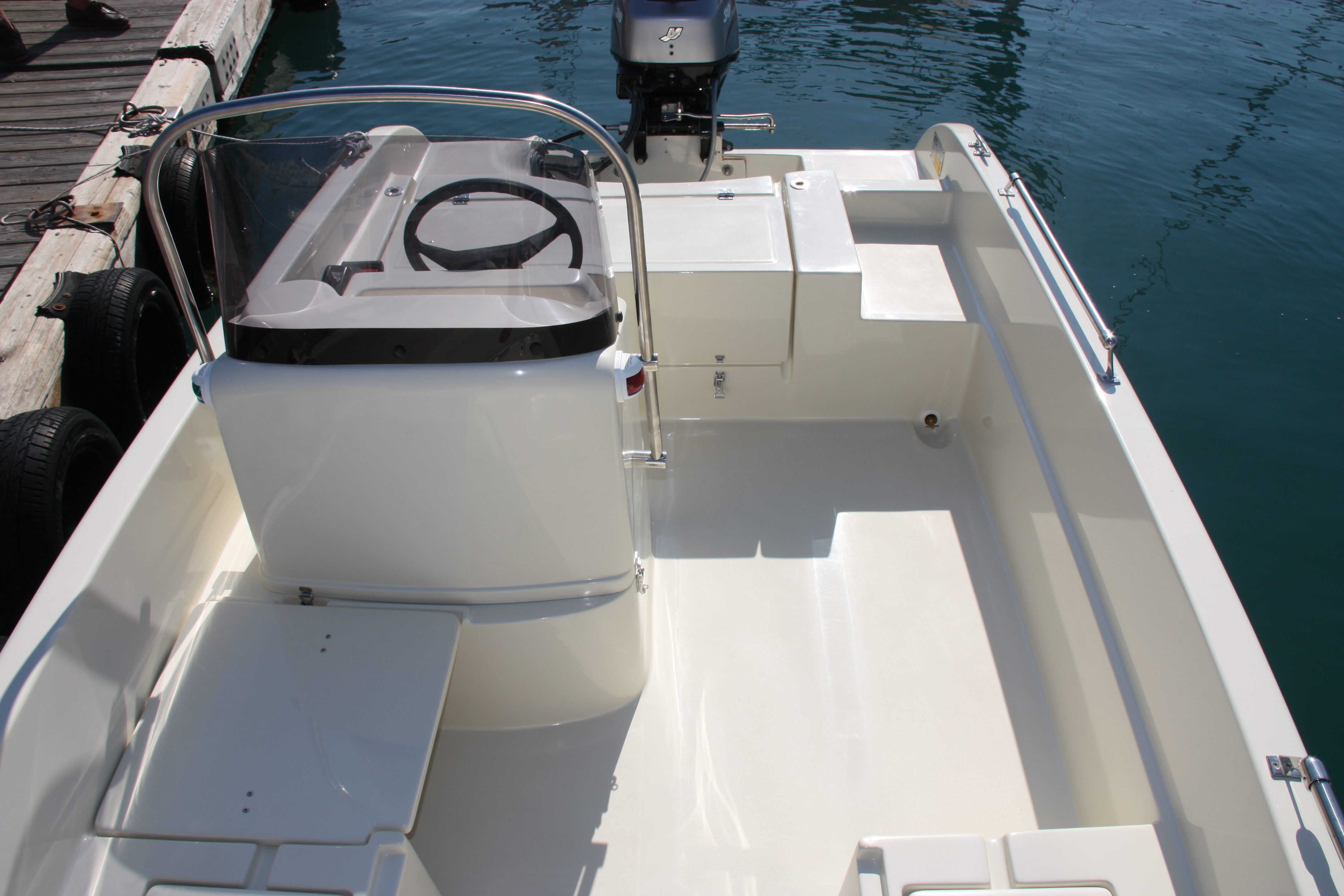 Konsolenboot 450 Open 4,50m x 1,90 von Karel Neu