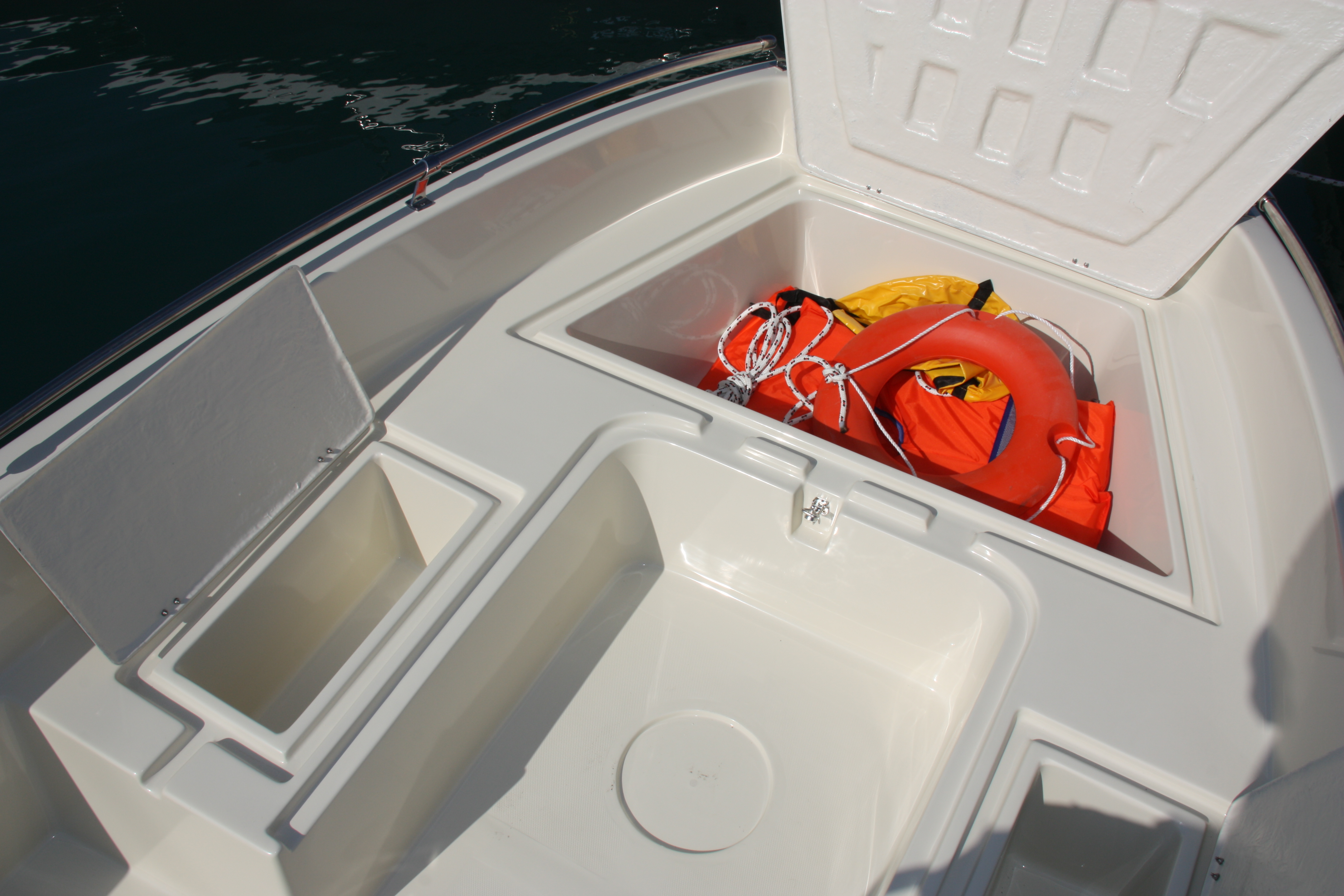 Konsolenboot 450 Open 4,50m x 1,90 von Karel Neu