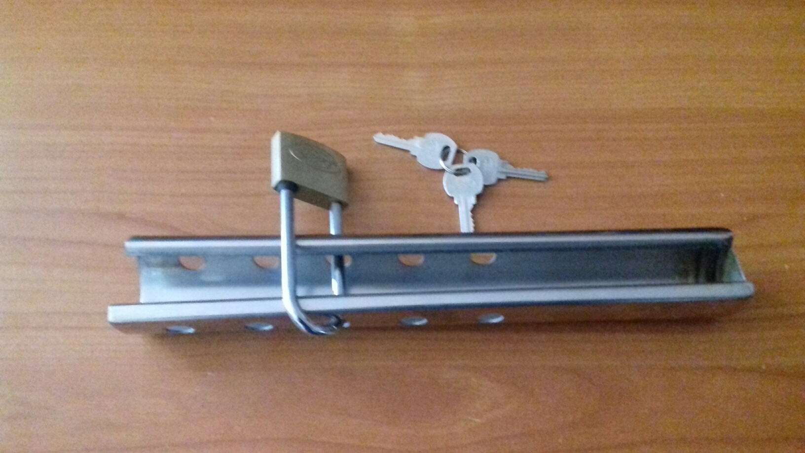 Diebstahlsicherung für Außenborder, Außenborderschloß mit Hängeschloß Edelstahl Klein