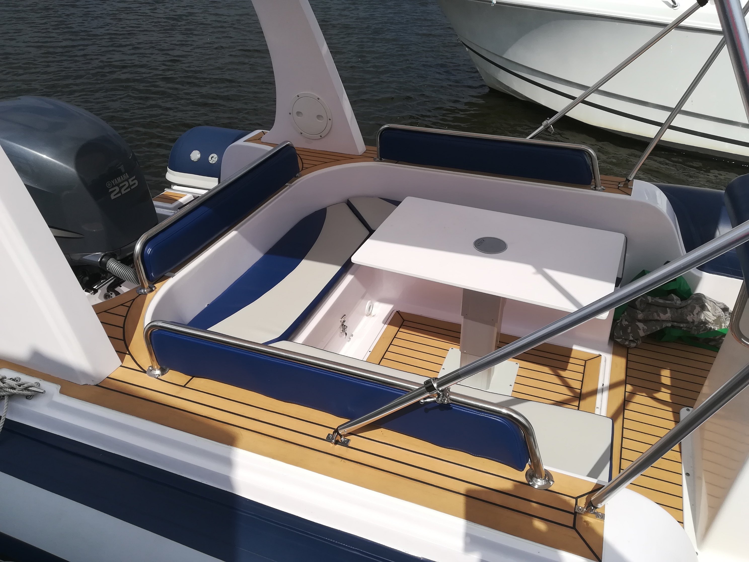 Schlauchboot Modell HP-700 Rib Lieferzeit 3 Monate