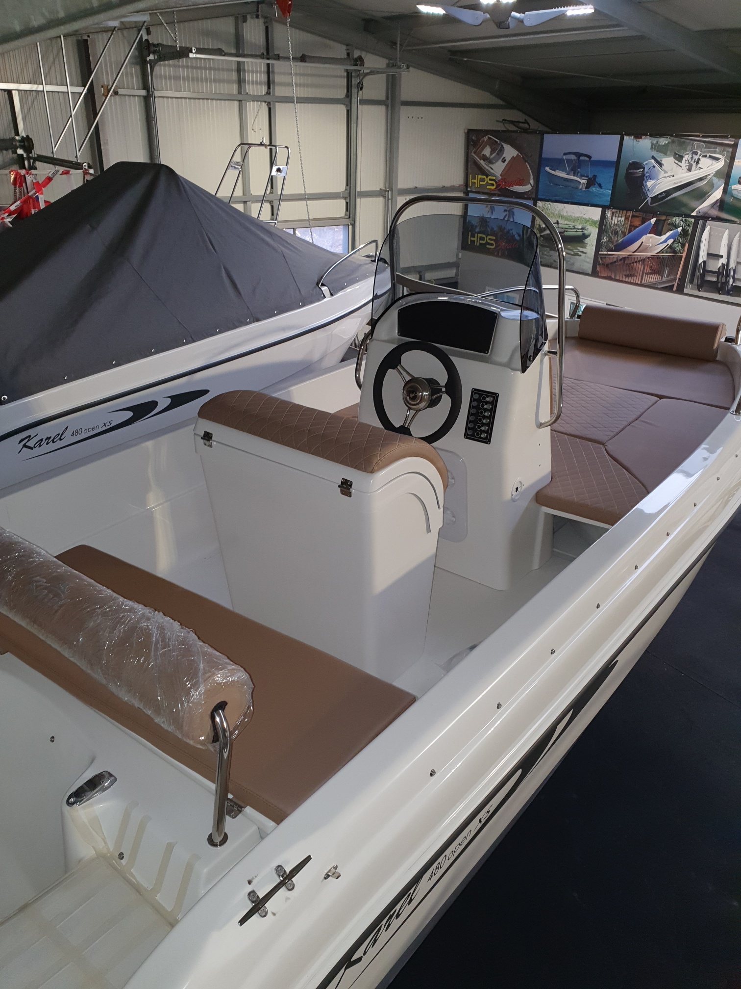 Konsolenboot von Karel 4,80m Konsolenboot von Karel 4,80m