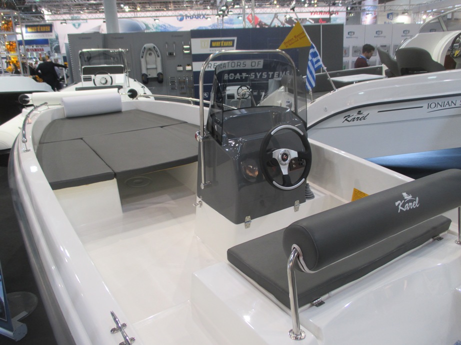 Konsolenboot 450 Open 4,50m x 1,90 von Karel Neu