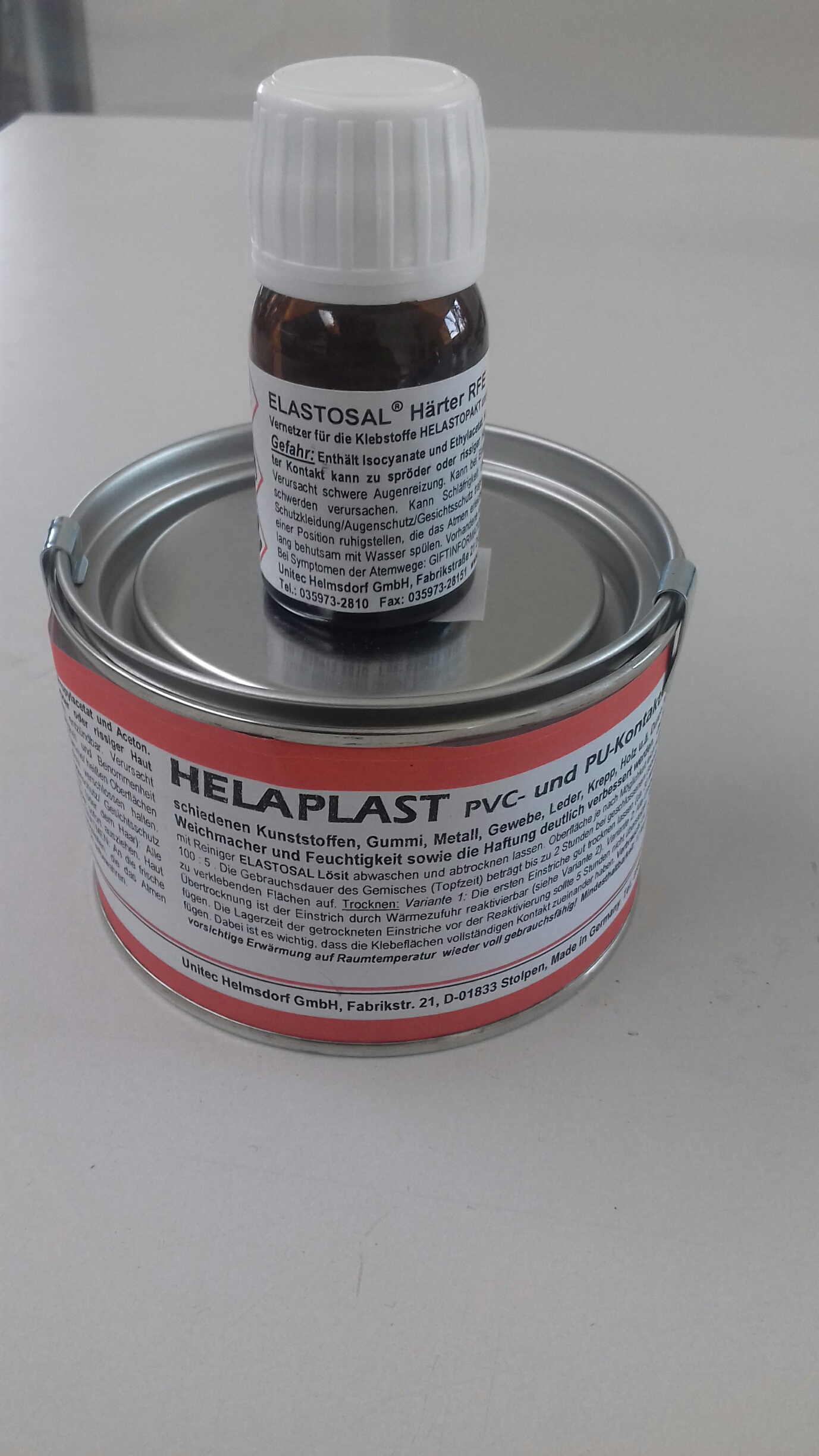 Schlauchboot Kleber und PVC Kleber Helaplast ( Dose)