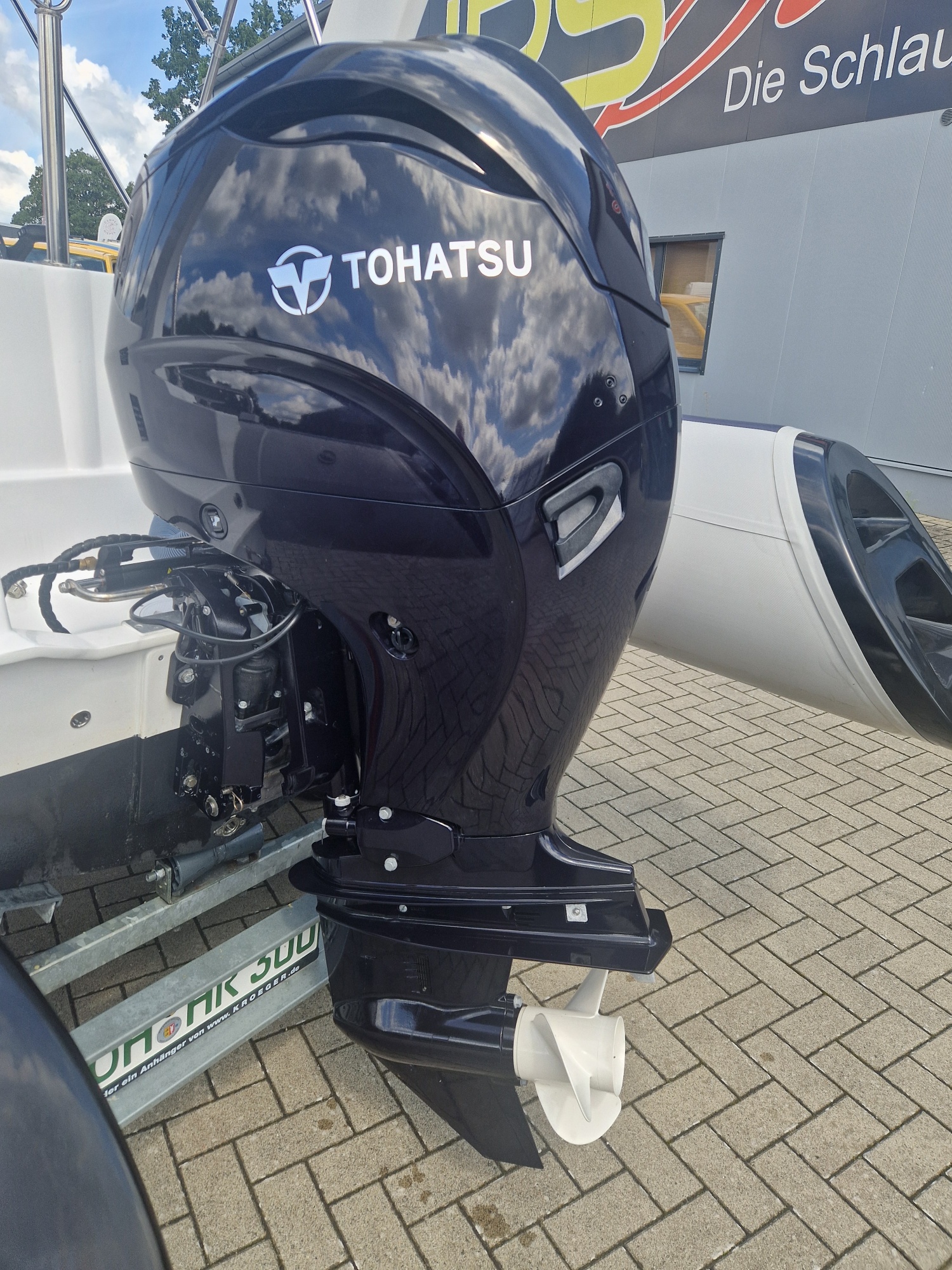 Rib Schlauchboot 5,40m x 2,23m mit 115PS Tohatsu mit Trailer 750 KG alles wie Neu!!