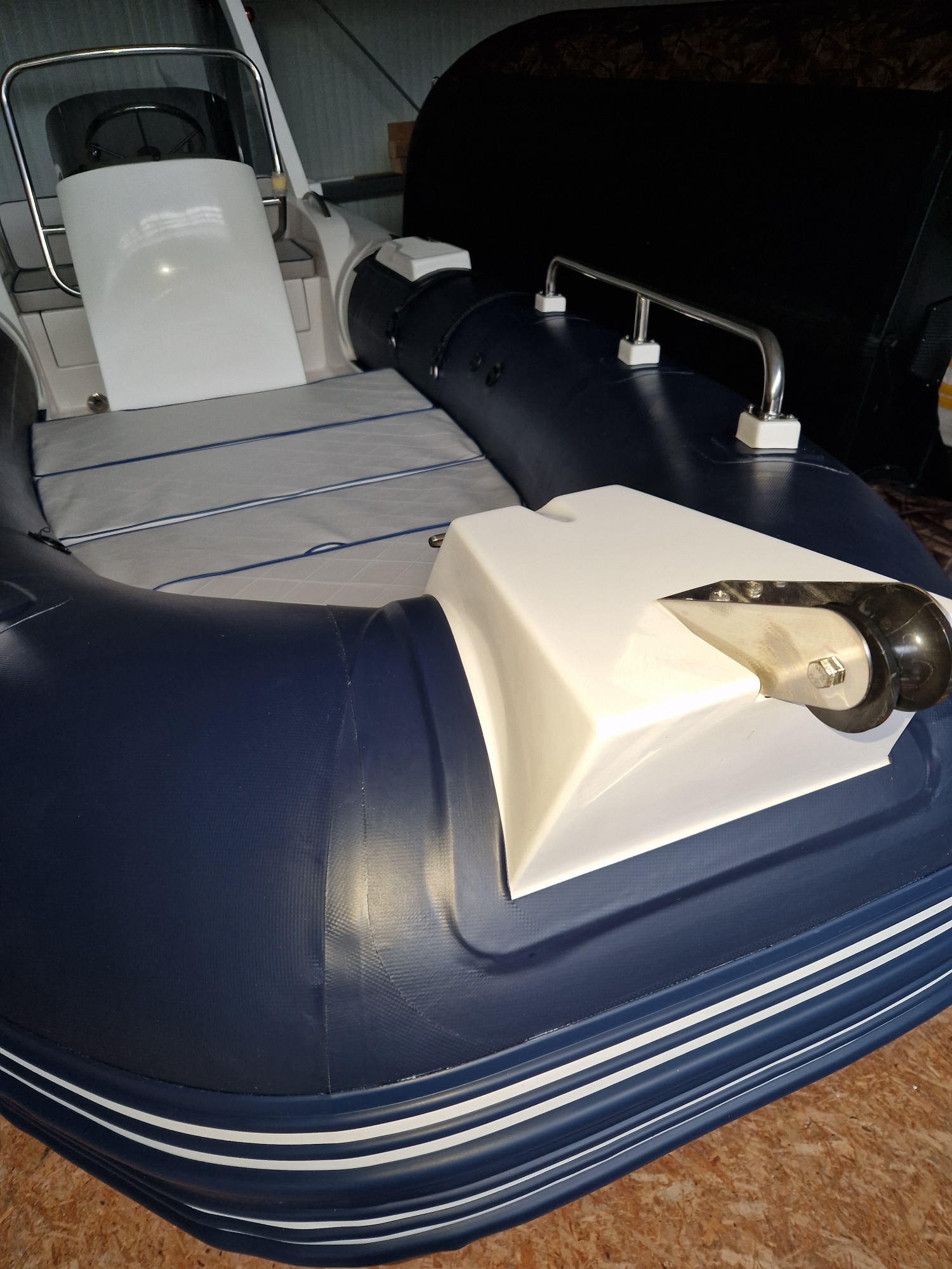 Schlauchboot RIB 520 Dunkelblau / Weiß